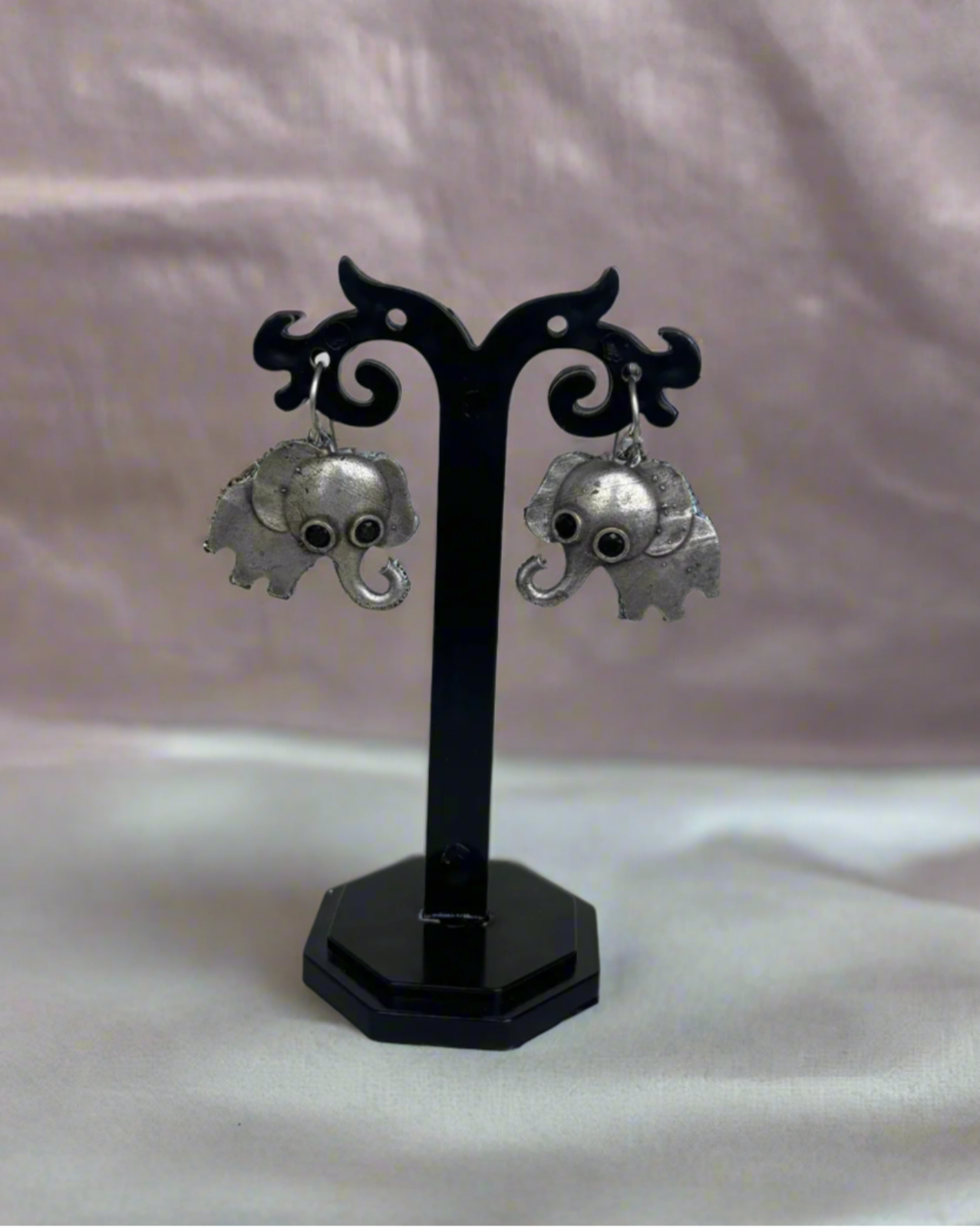 Hathi Dangler Earring