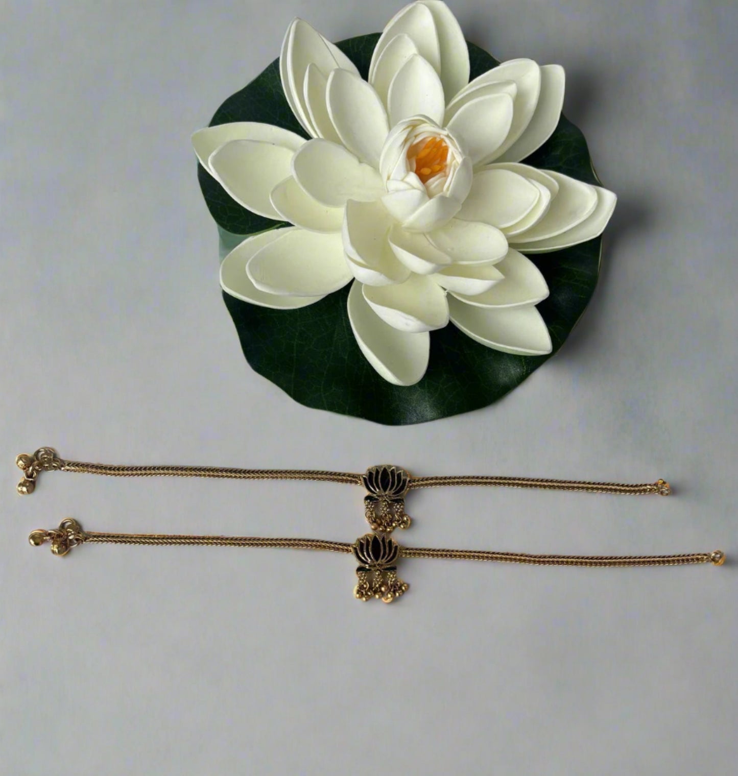 Lotus Anklet - Brown