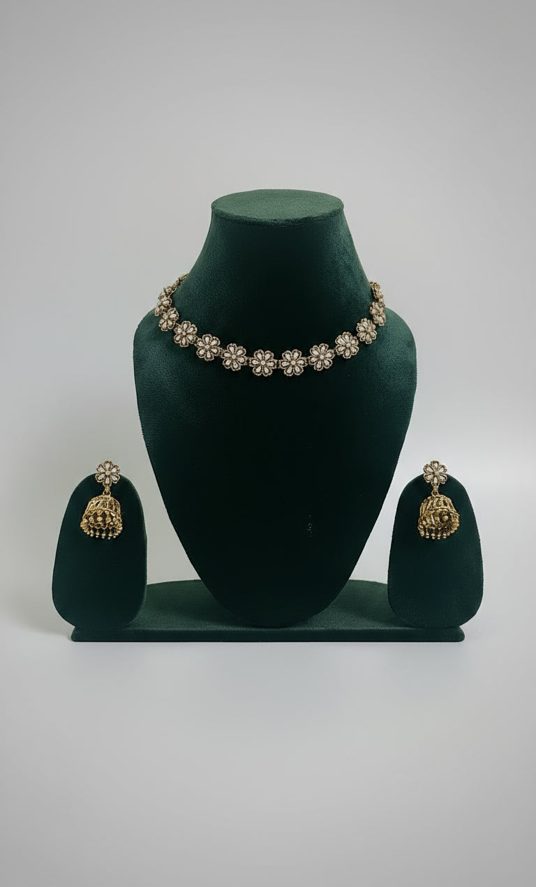 Mallika Pearl Necklace