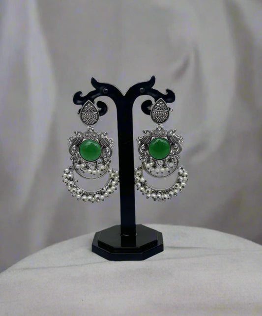 Manjari Jaipuri Chandbali