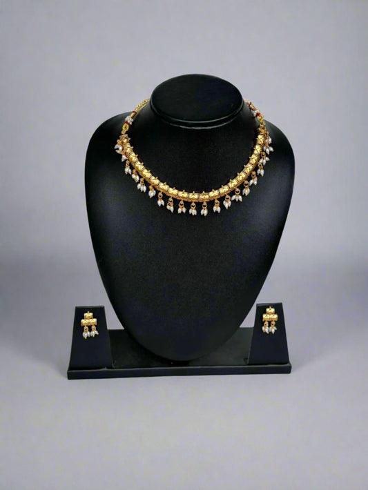 Rice Pearl Necklace