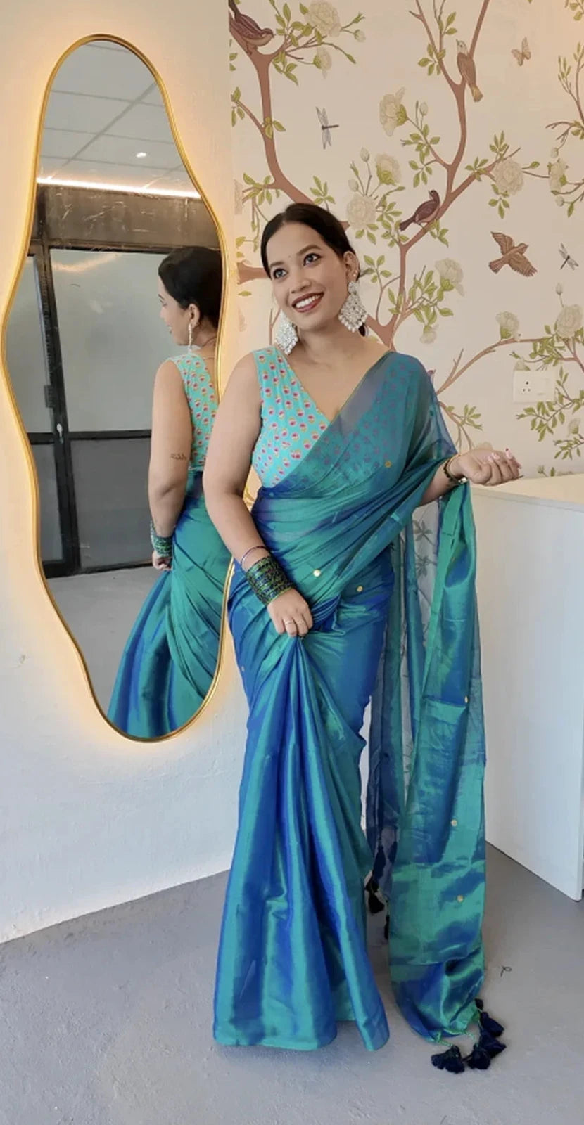 Siya Mul Tissue Saree