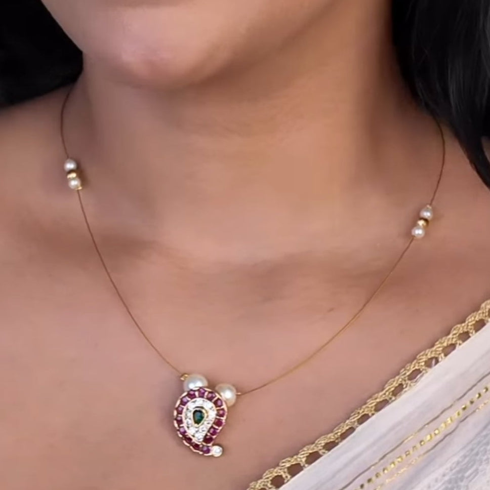 Invisible Kemp Mango Necklace